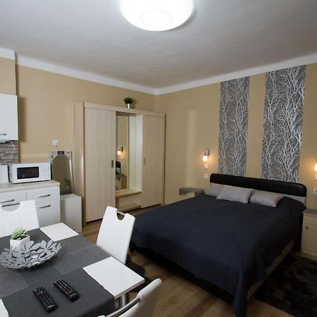Angyal Apartman Cserkeszolo Exterior photo
